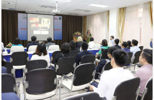 Chương trình học rất hay, tôi rất hài lòng với những bài giảng và kiến thức được dậy.